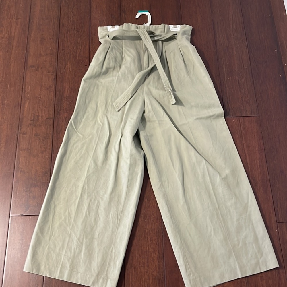 H&M belted high waist khaki culottes pants